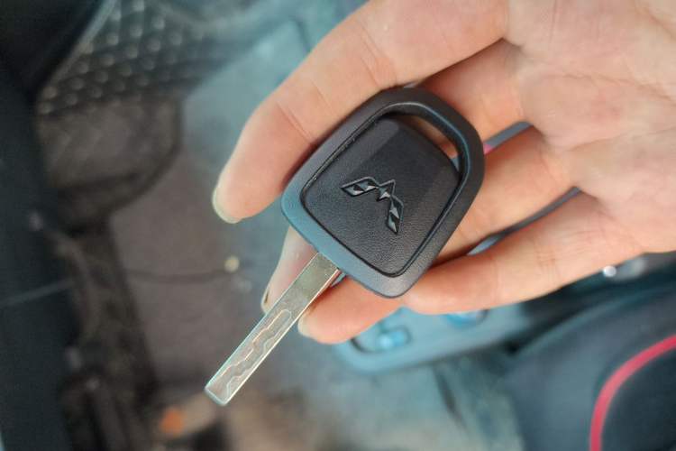 Used Wuling Hongguang MINIEV 2022 Easy Version Lithium Iron Phosphate Vehicle Key