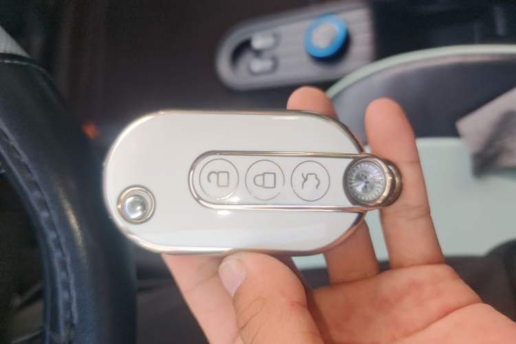 Used Wuling Hongguang MINIEV 2022 Enjoy Edition Lithium Iron Phosphate Vehicle Key