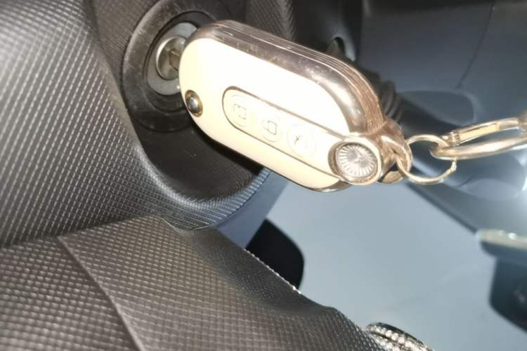 Used Wuling Hongguang MINIEV 2022 Enjoy Edition Lithium-Ion Battery Vehicle Key