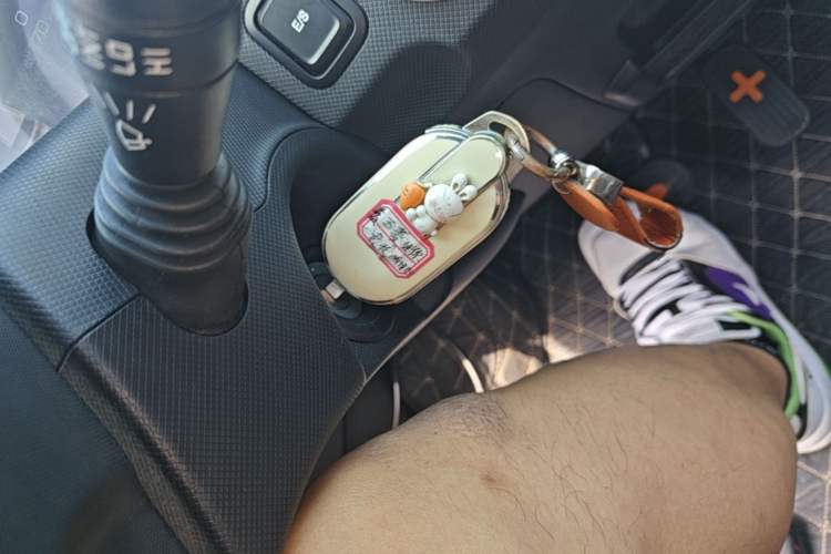 Used Wuling Hongguang MINIEV 2022 Zizai Version Lithium Iron Phosphate Vehicle Key