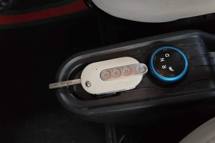 Used Wuling Hongguang MINIEV 2022 Enjoy Edition Lithium Iron Phosphate Vehicle Key