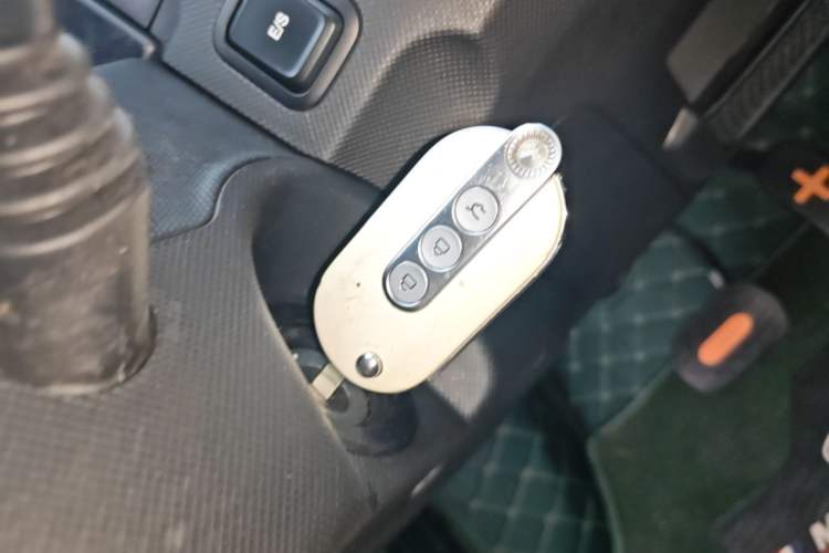 Used Wuling Hongguang MINIEV 2022 Zizai Version Lithium-NMC Vehicle Key