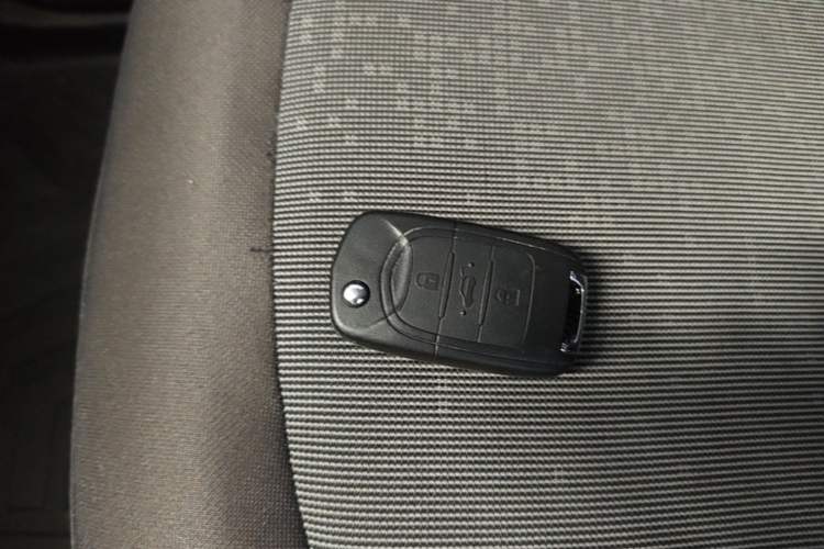 Used Wuling Hongguang MINIEV 2022 Easy Version Lithium Iron Phosphate Vehicle Key