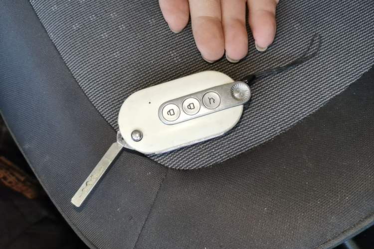 Used Wuling Hongguang MINIEV 2022 Zizai Version Lithium Iron Phosphate Vehicle Key