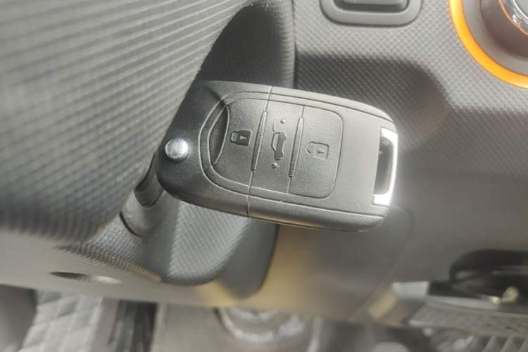 Used Wuling Hongguang MINIEV 2022 Enjoy Edition Lithium Iron Phosphate Vehicle Key