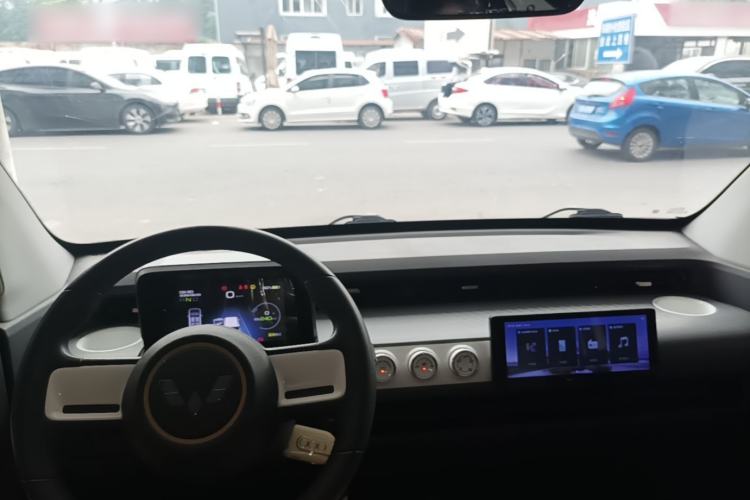 Used Wuling Hongguang MINIEV 2022 GAMEBOY 300km Play Edition Lithium Iron Phosphate Center Console