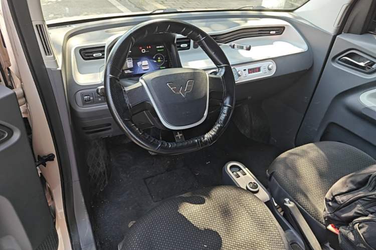 Used Wuling Hongguang MINIEV 2022 Enjoy Edition Lithium Iron Phosphate Center Console