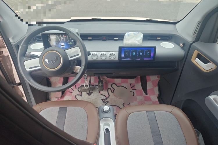 Used Wuling Hongguang MINIEV 2022 GAMEBOY 200km Gaming Edition with Lithium Iron Phosphate Center Console