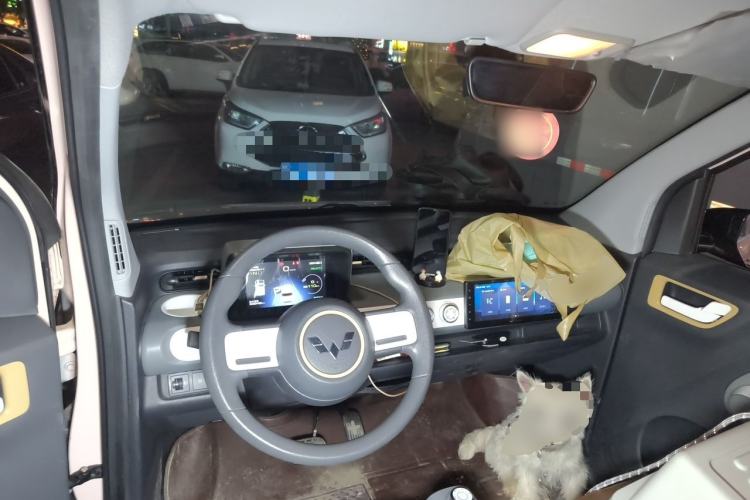 Used Wuling Hongguang MINIEV 2022 GAMEBOY 200km Gaming Edition with Lithium Iron Phosphate Center Console