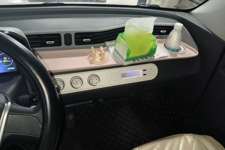 Used Wuling Hongguang MINIEV 2022 Macaron Colorful Edition Lithium-Ion Battery Center Console