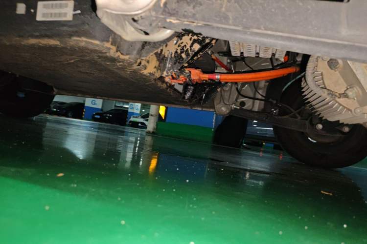 Used Wuling Hongguang MINIEV 2022 Macaron Fashion Model Lithium Iron Phosphate Chassis Rear Left