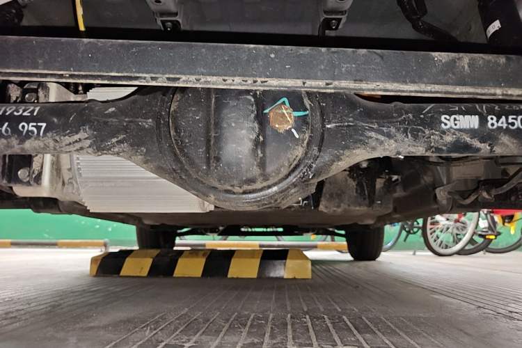 Used Wuling Hongguang MINIEV 2022 Macaron Fashion Edition Lithium-Nickel-Cobalt-Alpha-oxide Chassis Rear