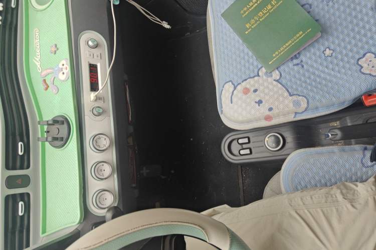 Used Wuling Hongguang MINIEV 2022 Macaron Premium Model – Lithium Iron Phosphate Audio And AC Panel