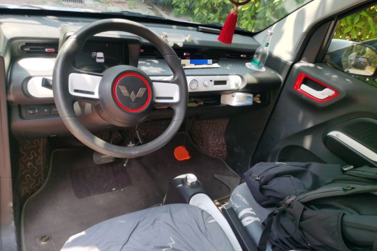 Used Wuling Hongguang MINIEV 2022 GAMEBOY 300km Enthusiast Model with Lithium Iron Phosphate Center Console