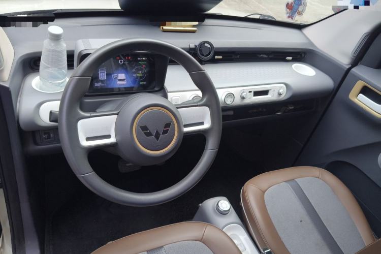 Used Wuling Hongguang MINIEV 2022 GAMEBOY 200km Gaming Edition with Lithium Iron Phosphate Center Console