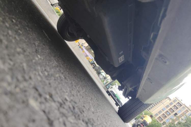 Used Wuling Hongguang MINIEV 2022 Macaron Fashion Model Lithium Iron Phosphate Chassis Front Left