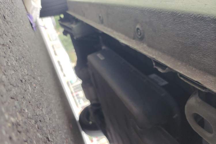 Used Wuling Hongguang MINIEV 2022 Macaron Fashion Model Lithium Iron Phosphate Chassis Front Right
