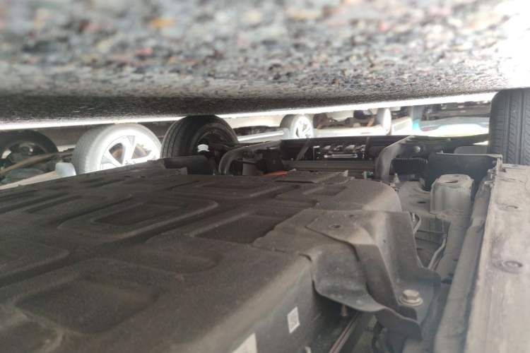 Used Wuling Hongguang MINIEV 2022 Macaron Premium Model – Lithium Iron Phosphate Chassis Rear Left