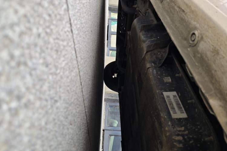 Used Wuling Hongguang MINIEV 2022 Macaron Premium Model – Lithium Ternary Battery Chassis Rear Left