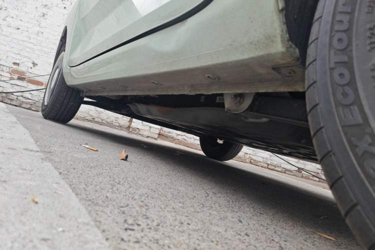 Used Wuling Hongguang MINIEV 2022 Macaron Fashion Model Lithium Iron Phosphate Chassis Rear Left