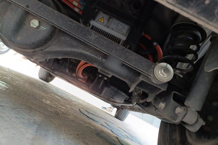 Used Wuling Hongguang MINIEV 2022 Convertible Model Chassis Rear