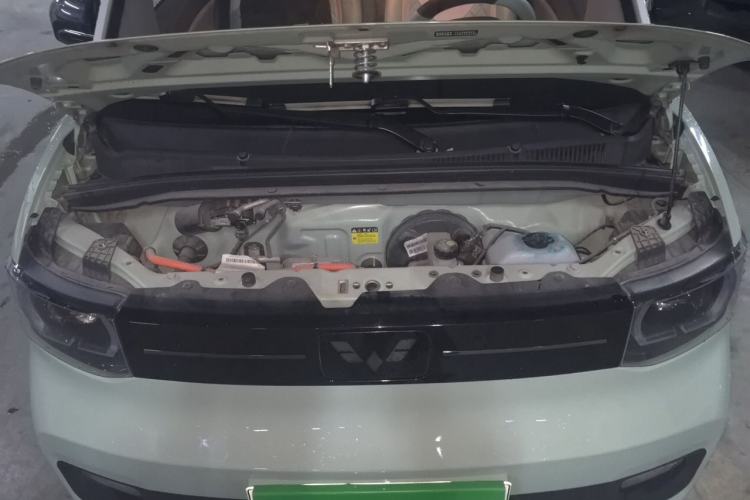 Used Wuling Hongguang MINIEV 2022 Macaron Premium Model – Lithium Iron Phosphate Engine Bay