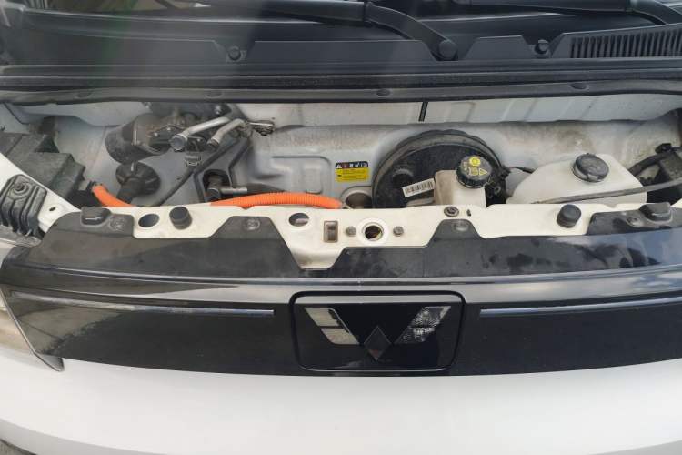 Used Wuling Hongguang MINIEV 2022 GAMEBOY 200km Gaming Edition with Lithium Iron Phosphate Engine Bay