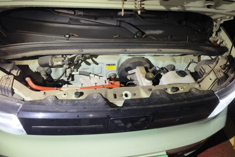 Used Wuling Hongguang MINIEV 2022 Macaron Premium Model – Lithium Iron Phosphate Engine Bay