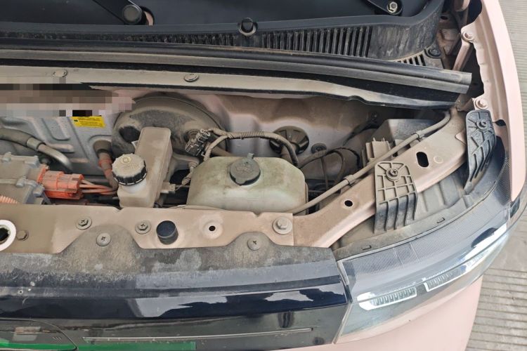 Used Wuling Hongguang MINIEV 2022 Macaron Premium Model – Lithium Iron Phosphate Engine Bay Left