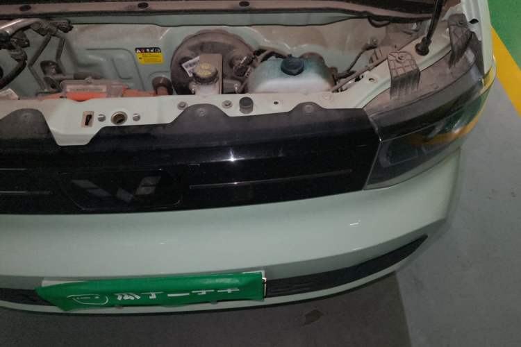 Used Wuling Hongguang MINIEV 2022 Macaron Premium Model – Lithium Iron Phosphate Engine Bay Left