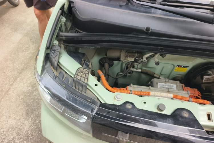 Used Wuling Hongguang MINIEV 2022 Macaron Fashion Edition Lithium-Nickel-Cobalt-Alpha-oxide Engine Bay Right