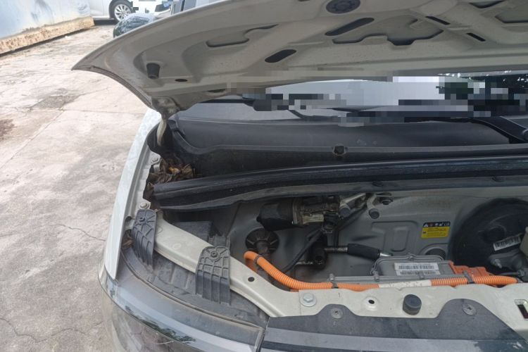 Used Wuling Hongguang MINIEV 2022 Macaron Premium Model – Lithium Iron Phosphate Engine Bay Right