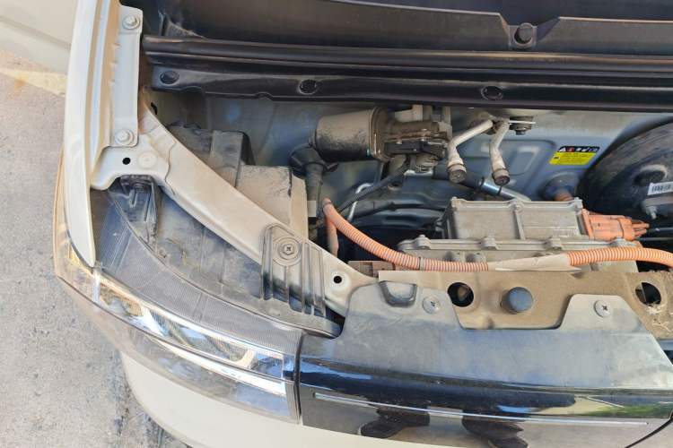 Used Wuling Hongguang MINIEV 2022 GAMEBOY 200km Gaming Edition with Lithium Iron Phosphate Engine Bay Right