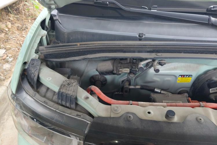 Used Wuling Hongguang MINIEV 2022 Macaron Premium Model – Lithium Iron Phosphate Engine Bay Right
