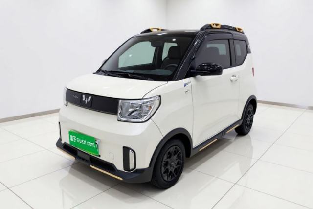 Ojetý Wuling Hongguang MINIEV 2022 GAMEBOY 300km Play Edition Lithium Iron Phosphate