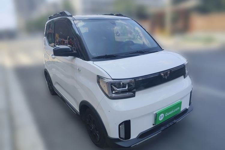 Used Wuling Hongguang MINIEV 2022 GAMEBOY 200km Gaming Edition with Lithium Iron Phosphate Front Right 45 Deg