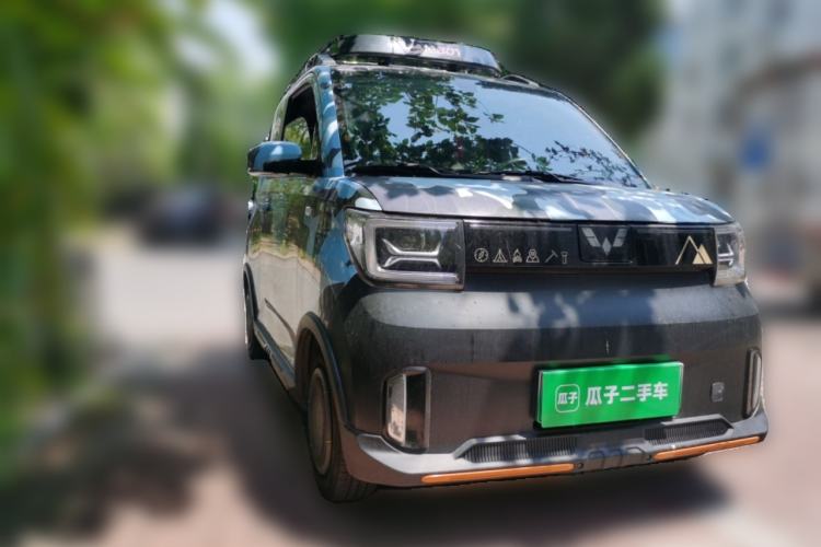 Used Wuling Hongguang MINIEV 2022 GAMEBOY 300km Enthusiast Model with Lithium Iron Phosphate Front Right 45 Deg