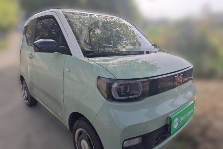 Used Wuling Hongguang MINIEV 2022 Macaron Fashion Model Lithium Iron Phosphate Front Right 45 Deg