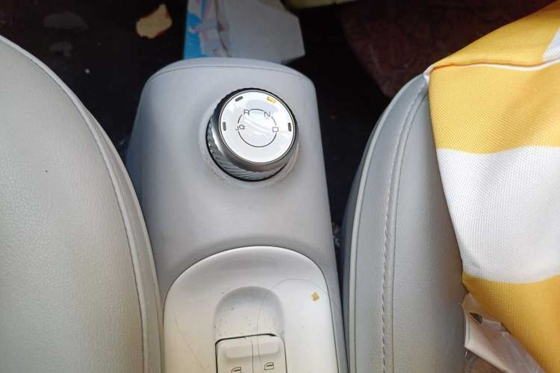 Used Wuling Hongguang MINIEV 2022 Convertible Model Gear Lever