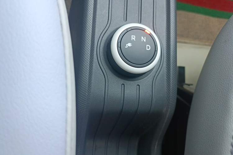 Used Wuling Hongguang MINIEV 2022 Macaron-Color Edition Lithium Iron Phosphate Gear Lever