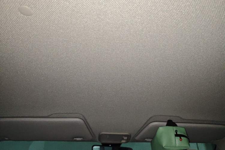 Used Wuling Hongguang MINIEV 2022 GAMEBOY 200km Gaming Edition with Lithium Iron Phosphate Headliner