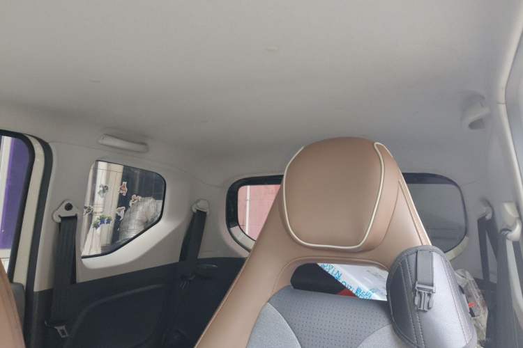 Used Wuling Hongguang MINIEV 2022 GAMEBOY 200km Gaming Edition with Lithium Iron Phosphate Headliner