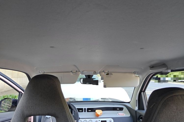 Used Wuling Hongguang MINIEV 2022 Macaron Premium Model – Lithium Iron Phosphate Headliner