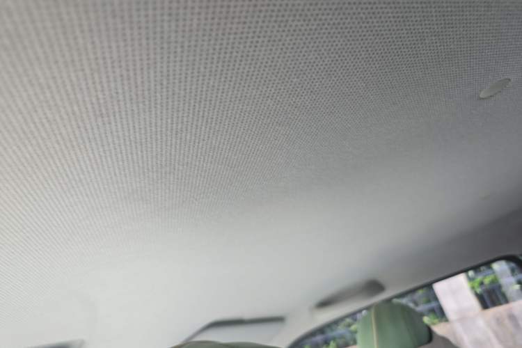 Used Wuling Hongguang MINIEV 2022 Macaron Fashion Model Lithium Iron Phosphate Headliner