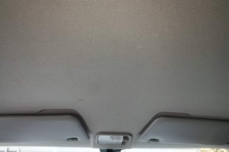 Used Wuling Hongguang MINIEV 2022 Macaron Premium Model – Lithium Iron Phosphate Headliner