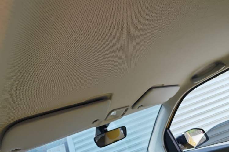 Used Wuling Hongguang MINIEV 2022 Macaron Fashion Edition Lithium-Nickel-Cobalt-Alpha-oxide Headliner