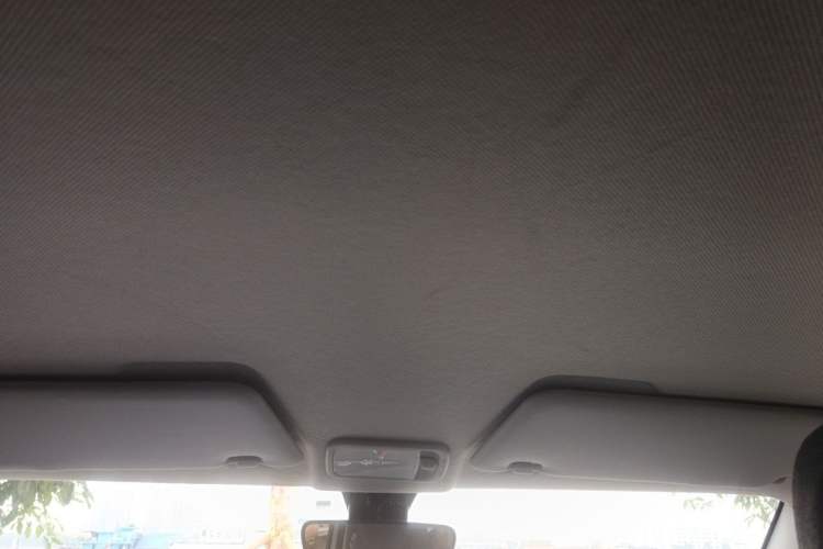 Used Wuling Hongguang MINIEV 2022 Macaron Premium Model – Lithium Iron Phosphate Headliner