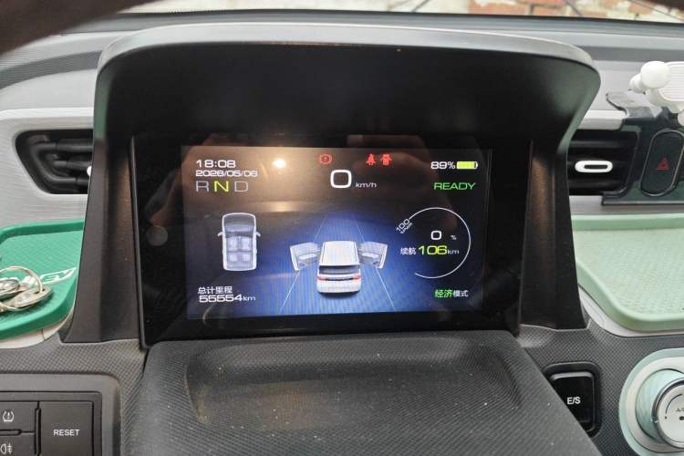 Used Wuling Hongguang MINIEV 2022 Macaron Fashion Model Lithium Iron Phosphate Instrument Cluster