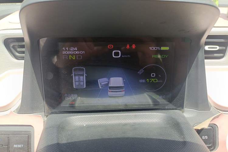 Used Wuling Hongguang MINIEV 2022 Macaron Premium Model – Lithium Iron Phosphate Instrument Cluster