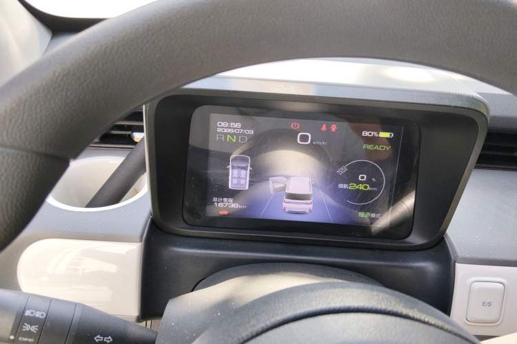 Used Wuling Hongguang MINIEV 2022 GAMEBOY 300km Enthusiast Model with Lithium Iron Phosphate Instrument Cluster